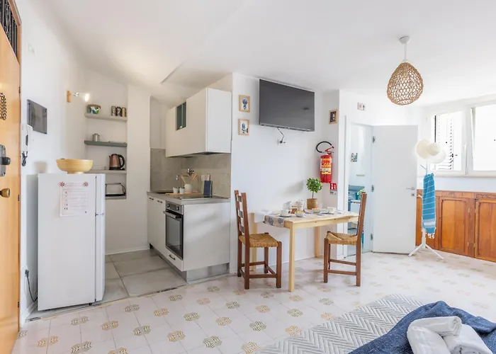 Italian Experience- Conero Bluloft Daire